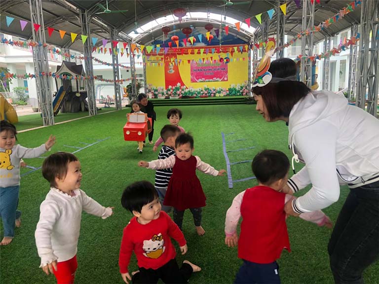 Trò chơi vận động cho trẻ mầm non Trò chơi vận động cho trẻ mầm non