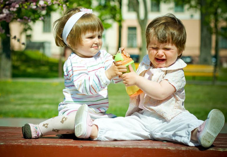 Các vấn đề về phát triển ở trẻ em Các vấn đề về phát triển ở trẻ em