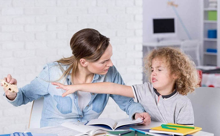 phân biệt trẻ tăng động và hiếu động phân biệt trẻ tăng động và hiếu động