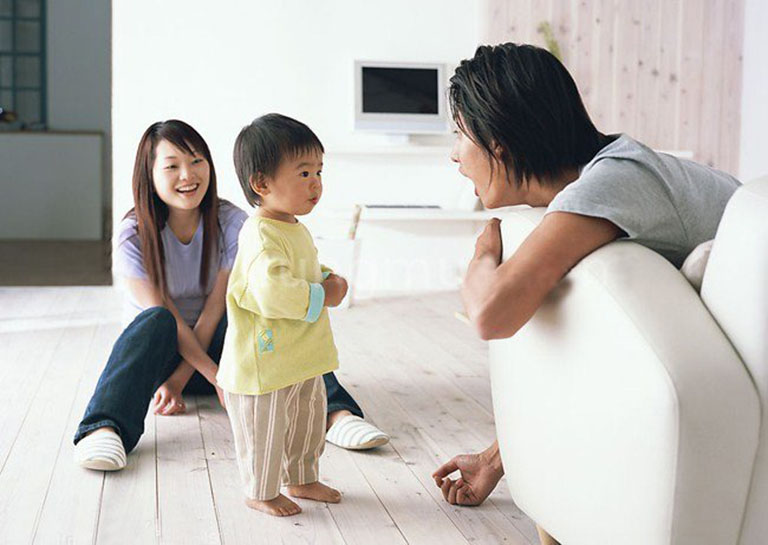 Trẻ 3 - 5 tuổi chậm nói Trẻ 3 - 5 tuổi chậm nói