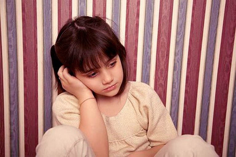 Trẻ không phản ứng khi gọi tên có phải biểu hiện của tự kỷ Trẻ không phản ứng khi gọi tên có phải biểu hiện của tự kỷ