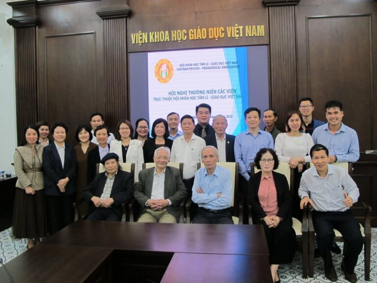 Đại diện các Viện tham dự Hội nghị