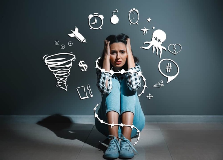 Có rất nhiều yếu tố có thể gây ra tình trạng rối loạn cảm xúc