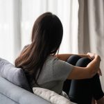 Rối loạn hỗn hợp lo âu và trầm cảm là loại rối loạn tâm thần bao gồm cả rối loạn lo âu và trầm cảm