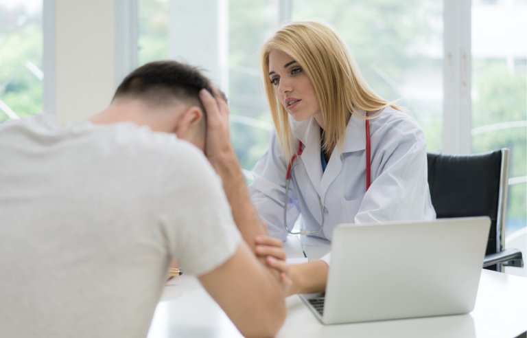 Tâm thần phân liệt cần được điều trị kịp thời, đúng cách
