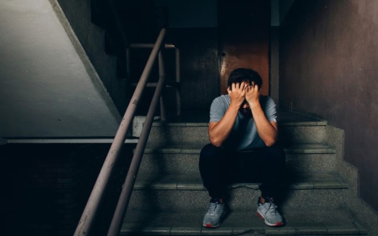 Khi người trầm cảm im lặng thể hiện điều gì